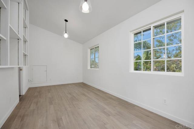 Detail Gallery Image 24 of 36 For 1583 Avenida De Los Lirios, Encinitas,  CA 92024 - 4 Beds | 3 Baths