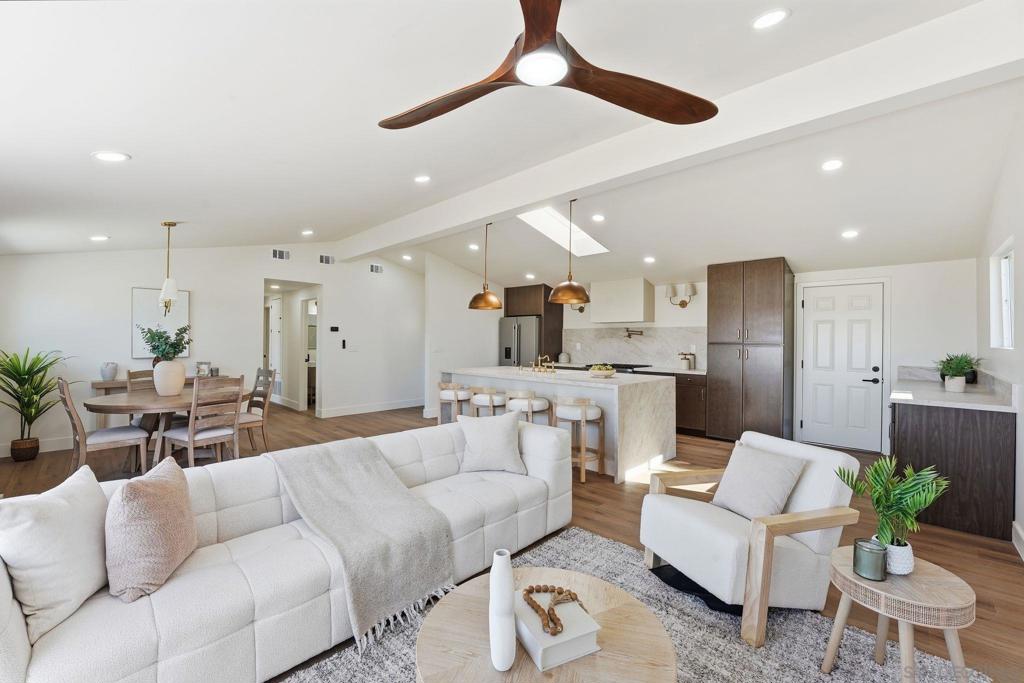 MLS #250043524SD image #4