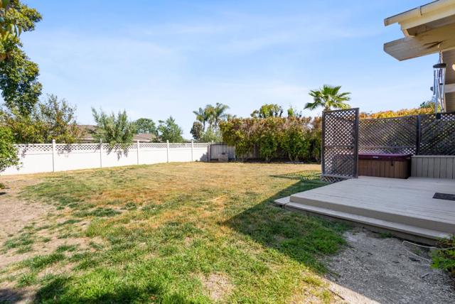 50 Florence Court, Hollister CA: https://media.crmls.org/mediaz/a10becce-68bd-4688-b3c9-980d242b0f4a.jpg