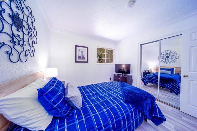 34505 Salinas Pl, Fremont CA: https://media.crmls.org/mediaz/a10bfecc-7d7a-45ed-9c99-54ecf3dba343.jpg