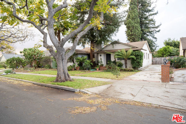 3153 Purdue Avenue, Los Angeles, California 90066, 3 Bedrooms Bedrooms, ,3 BathroomsBathrooms,Single Family Residence,For Sale,Purdue,25479621