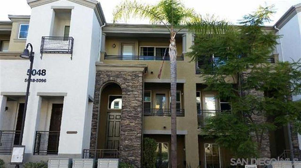 5076 Plaza Promenade
