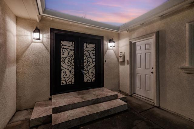 2924 Vivian Lane, San Jose CA: https://media.crmls.org/mediaz/a10e3115-9445-4b9d-8683-60cc84b6772a.jpg