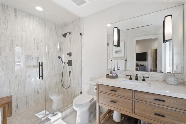 14619 Calle Carla, Rancho Santa Fe CA: https://media.crmls.org/mediaz/a10f5652-bef3-4bb4-8a1b-395b00b971a6.jpg