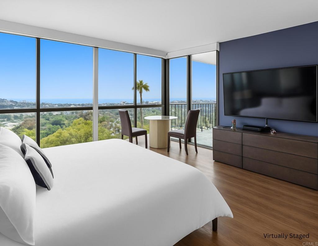 2500 Torrey Pines Road #805