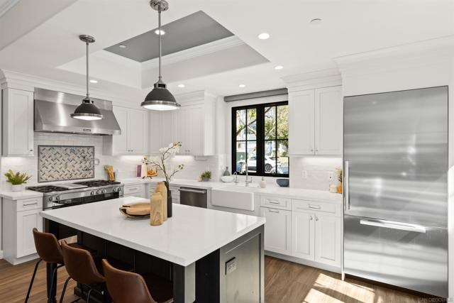 708 Silver Street, La Jolla CA: https://media.crmls.org/mediaz/a10fb2c1-edd0-4c9b-9d00-dda558832263.jpg