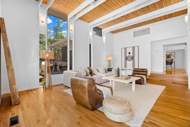 201 Yerba Buena Avenue, Los Altos CA: https://media.crmls.org/mediaz/a1103703-18d1-4ed7-a5ac-e4b4803b8a37.jpg