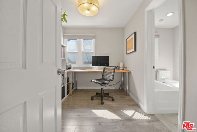 1656 S Rimpau Boulevard, Los Angeles CA: https://media.crmls.org/mediaz/a111f141-5314-4263-b9ca-ffea0c6bcb34.jpg