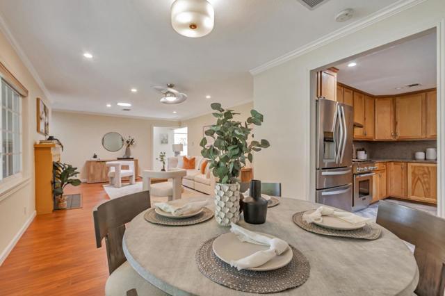 580 N Bayview Avenue, Sunnyvale CA: https://media.crmls.org/mediaz/a1126931-30d3-49ee-9a4d-4122cac82d3e.jpg