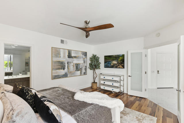 54841 Inverness Way, La Quinta CA: https://media.crmls.org/mediaz/a112eb17-201e-4b99-9fca-efd224eef2da.jpg