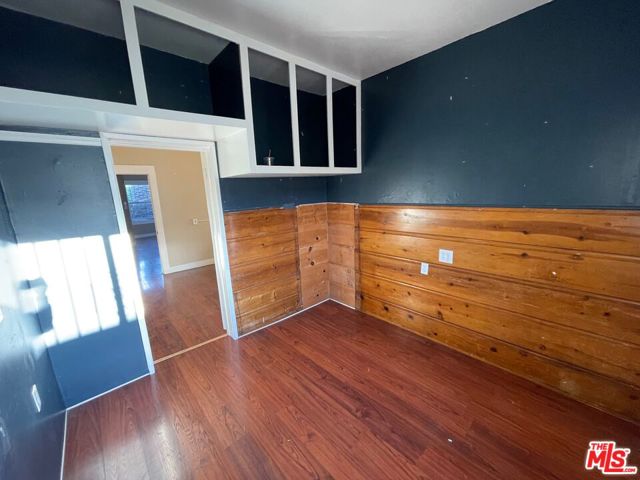 1185 N Normandie Avenue, Los Angeles CA: https://media.crmls.org/mediaz/a1140f8b-2929-4e6e-823f-0f2195b5e89d.jpg