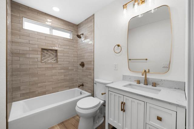 Detail Gallery Image 2 of 34 For 3825 Van Dyke Ave Apt 3, San Diego,  CA 92105 - 2 Beds | 1/1 Baths