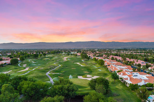 55197 Southern, La Quinta CA: https://media.crmls.org/mediaz/a1151a95-ea53-4fd1-aec7-1fe2433a4acc.jpg