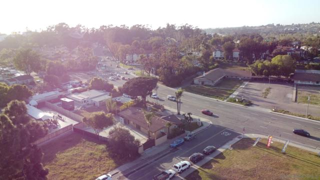 68 E Bonita Rd, Chula Vista CA: https://media.crmls.org/mediaz/a116ac14-6388-491d-8069-91ad835f3da6.jpg
