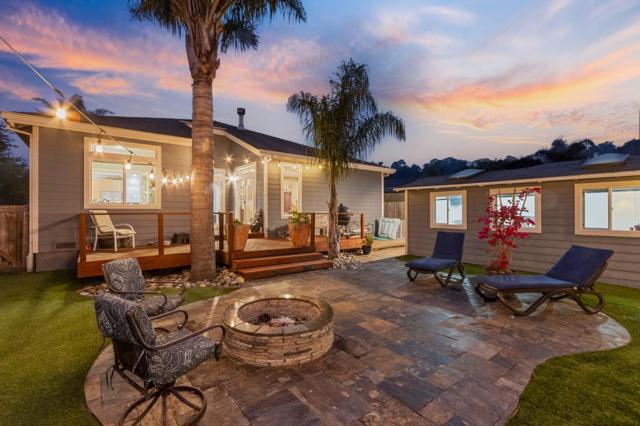 422 Montecito Avenue, El Granada CA: https://media.crmls.org/mediaz/a1171d5a-38ec-4e3f-883e-6d5e91bed2e8.jpg