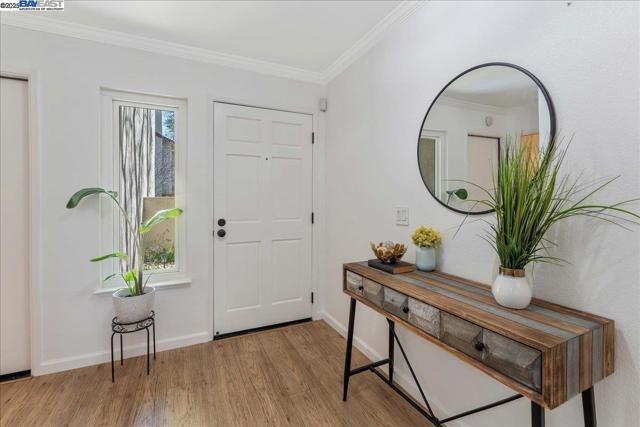 968 Huntington Terrace, Fremont CA: https://media.crmls.org/mediaz/a1176704-58e4-4e00-b0df-f435edf13817.jpg