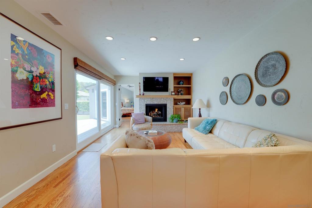 8139 Paseo Del Ocaso - photo 16