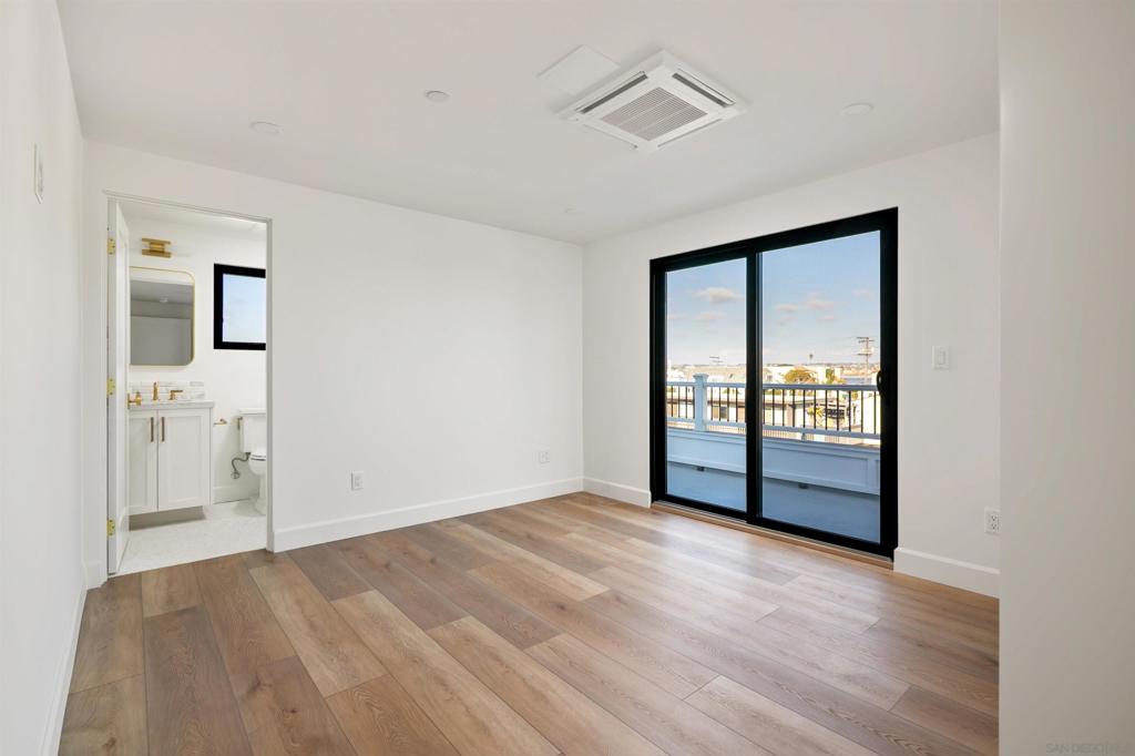 MLS #250041286SD image #25