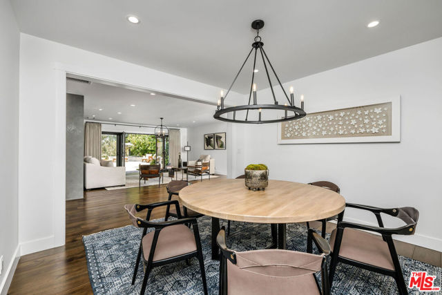 24884 Jim Bridger Road, Hidden Hills CA: https://media.crmls.org/mediaz/a1189be6-d730-4ce6-9189-e140d5feeb90.jpg