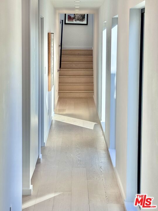 4040 Cartwright Avenue, Studio City CA: https://media.crmls.org/mediaz/a118a1a7-ce4d-425b-856e-adc241735ffe.jpg