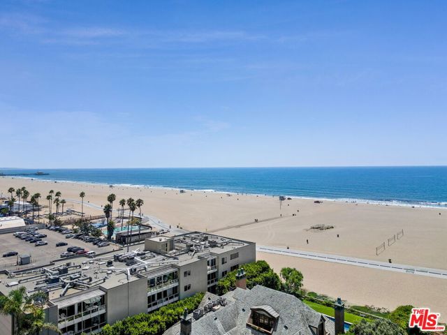 723 Palisades Beach Road, Santa Monica CA: https://media.crmls.org/mediaz/a118f2e1-03be-41a2-b1b3-44809c96aa8b.jpg