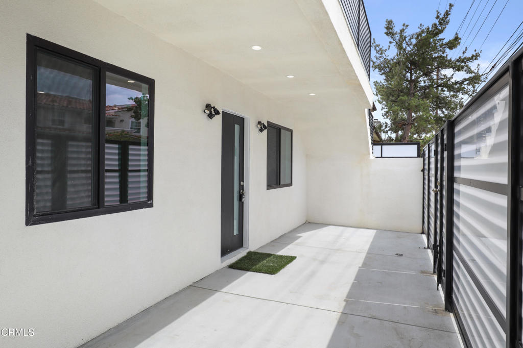A1194C04 D59E 48B6 8Cdf A398A506D392 112 N Kenneth Road #101, Burbank, Ca 91501 &Lt;Span Style='BackgroundColor:transparent;Padding:0Px;'&Gt; &Lt;Small&Gt; &Lt;I&Gt; &Lt;/I&Gt; &Lt;/Small&Gt;&Lt;/Span&Gt;