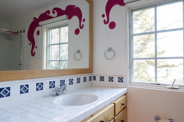 8680 River Meadows Road, Carmel CA: https://media.crmls.org/mediaz/a119a7de-51a4-43d6-ab36-f62d7bcd9c12.jpg