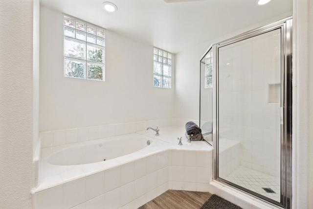 48205 Via Solana, La Quinta CA: https://media.crmls.org/mediaz/a11a573d-63f3-45f8-83f6-d744a719da8d.jpg