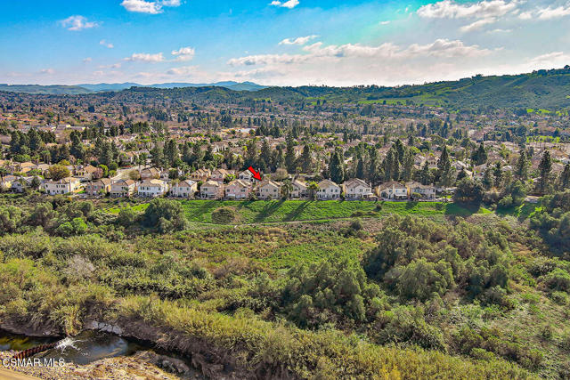 11535 Northdale Drive, Moorpark CA: https://media.crmls.org/mediaz/a11d74c4-2d7b-467f-86f5-2476d0781f11.jpg