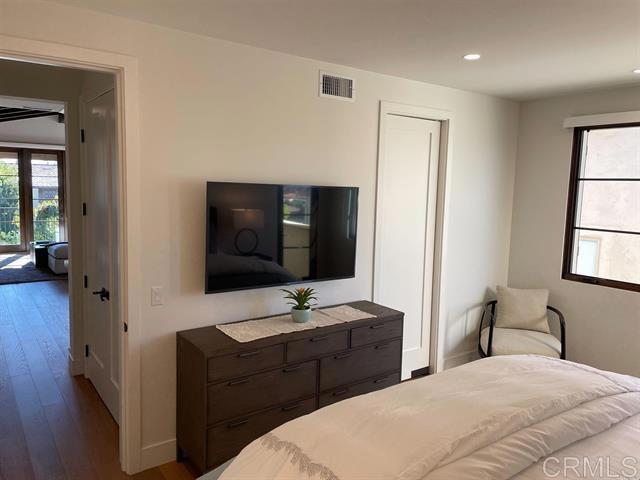 Detail Gallery Image 11 of 12 For 6138 Paseo Delicias, Rancho Santa Fe,  CA 92067 - 1 Beds | 1/1 Baths