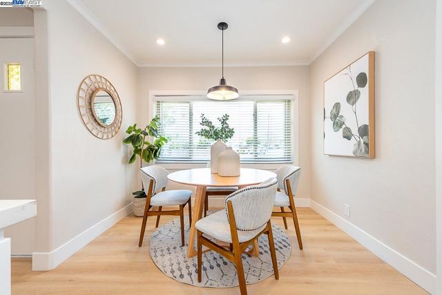 963 Douglas Dr, San Leandro CA: https://media.crmls.org/mediaz/a11dda01-2e58-432e-b71f-d8d370529be9.jpg