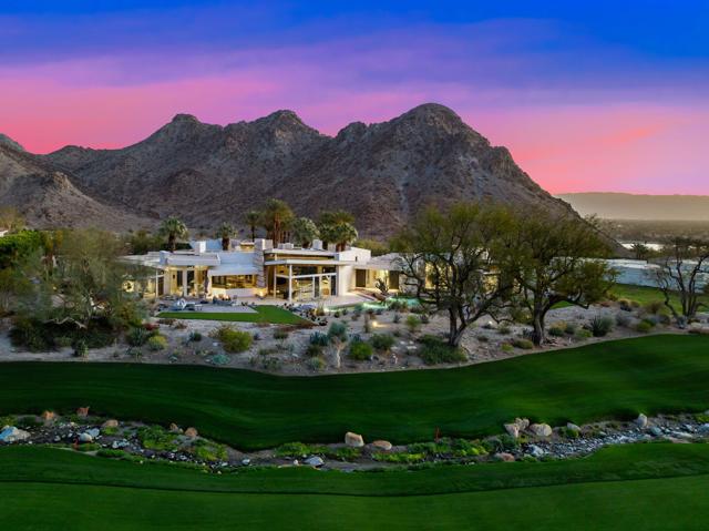 79095 Tom Fazio N Lane, La Quinta CA: https://media.crmls.org/mediaz/a11e03c2-6b9f-4055-8c18-ed2368915132.jpg