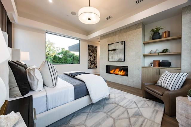 1080 Cotton Street, Menlo Park CA: https://media.crmls.org/mediaz/a11e2a43-c5c9-47da-8982-bafecc8ee3e2.jpg