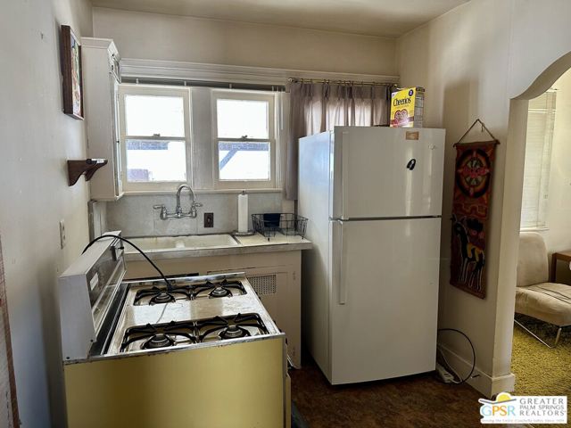 122 Irena Avenue, Redondo Beach, California 90277, 2 Bedrooms Bedrooms, ,1 BathroomBathrooms,Residential,Sold,Irena,25559677PS