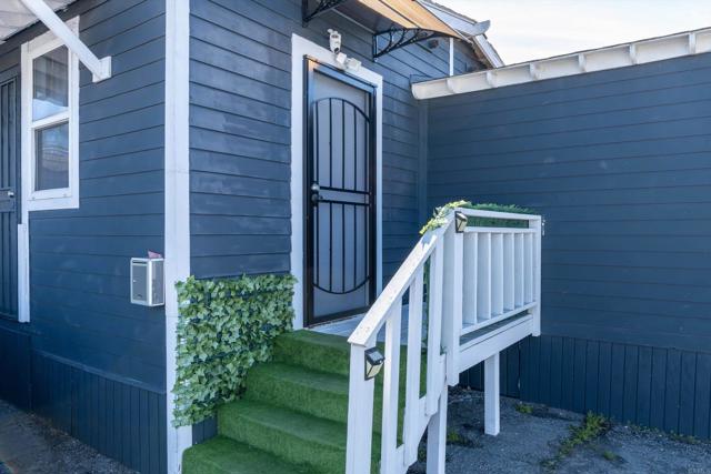 Detail Gallery Image 2 of 16 For 999 E Division St #B27,  National City,  CA 91950 - 2 Beds | 2 Baths