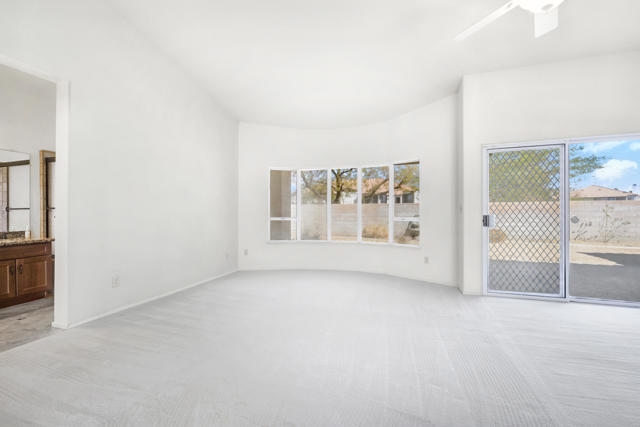 40180 Eastwood Lane, Palm Desert CA: https://media.crmls.org/mediaz/a120487f-e4e8-46a1-8d8e-e14a5c50a775.jpg