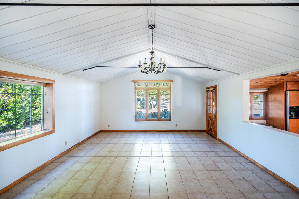 MLS #219140233PS image #6