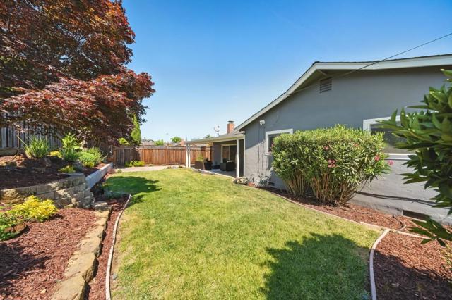 1704 Zinnia Lane, San Jose CA: https://media.crmls.org/mediaz/a1227d33-8a5c-48c2-9388-e552bb315d5f.jpg