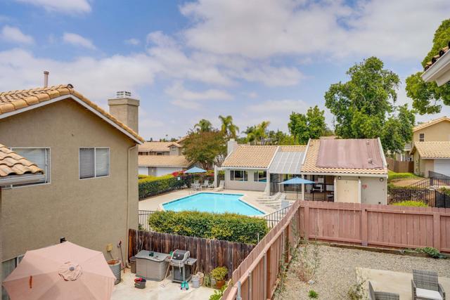 1354 Palomar Place, Vista CA: https://media.crmls.org/mediaz/a1228e5e-c3d7-46e0-aa64-59d52088545b.jpg