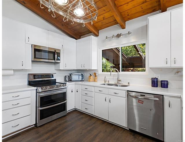 Detail Gallery Image 20 of 45 For 3333 Suncrest Bld, El Cajon,  CA 92021 - 5 Beds | 2 Baths