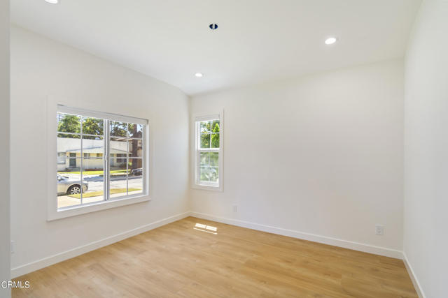 Detail Gallery Image 12 of 35 For 83 S Greenwood Ave, Pasadena,  CA  - 3 Beds | 2 Baths