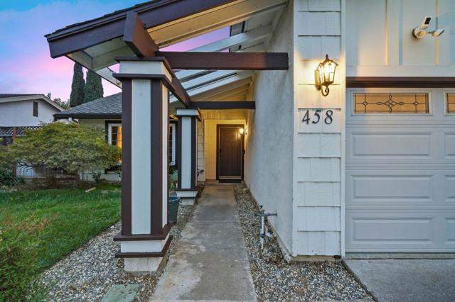 Image 5 of 69 For 458 Delridge Drive