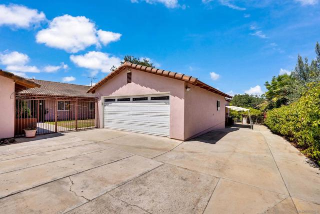 13955 Wanda Way, Jamul CA: https://media.crmls.org/mediaz/a1231af7-004b-415f-9027-77d8cf3a10b9.jpg