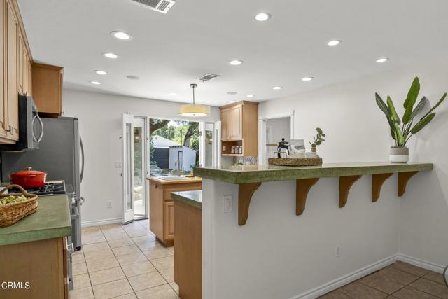 Detail Gallery Image 16 of 36 For 148 N Arnaz St, Ojai,  CA 93023 - 4 Beds | 2/1 Baths