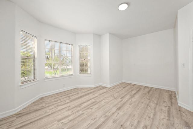 1367 Corona, Bonita CA: https://media.crmls.org/mediaz/a1258405-134e-4db5-aa37-271b9be98856.jpg