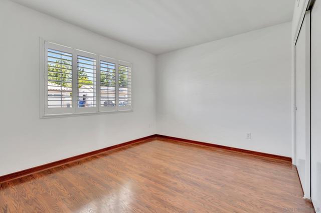 2361 Columbine Dr, Alpine CA: https://media.crmls.org/mediaz/a1266c75-01c3-413a-9943-037e7dfd5929.jpg