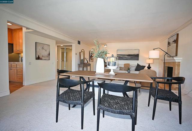 1805 Ptarmigan Dr, Walnut Creek CA: https://media.crmls.org/mediaz/a126a553-7c67-47ef-8434-f6fd0b0e8e6b.jpg