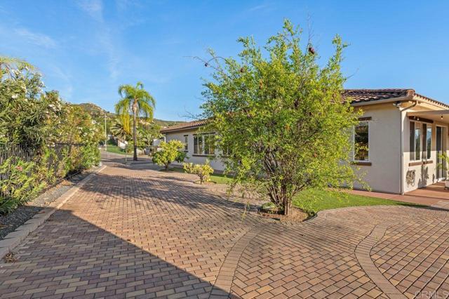 Image 47 of 54 For 688 Sandra Lane