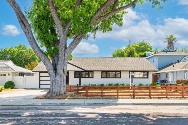 1341 Las Palmas Drive, Santa Clara CA: https://media.crmls.org/mediaz/a129d091-6740-4c4d-9415-ec800ffe3b69.jpg