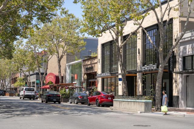 315 Homer Avenue, Palo Alto CA: https://media.crmls.org/mediaz/a12c990f-ede1-446b-a787-e160ab44e5a5.jpg